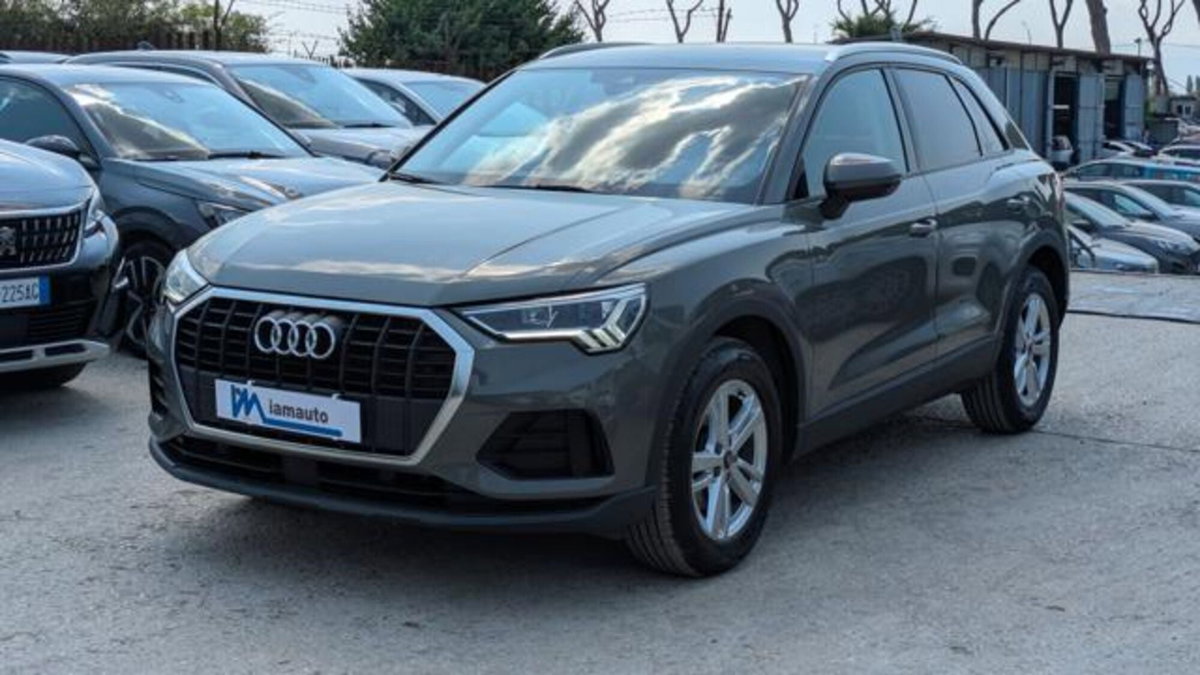Audi Q3 Sportback 2.0 tdi Business 150cv s-tronic (4)