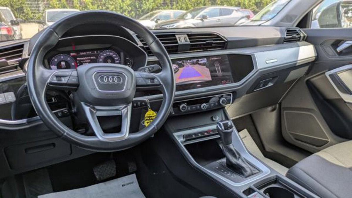 Audi Q3 Sportback 2.0 tdi Business 150cv s-tronic (8)