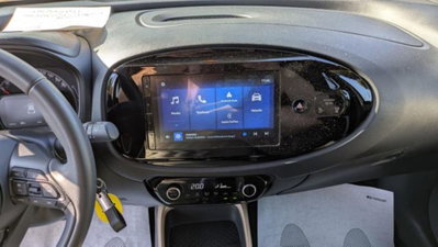Toyota Aygo X 1.0 Lounge 72cv (9)