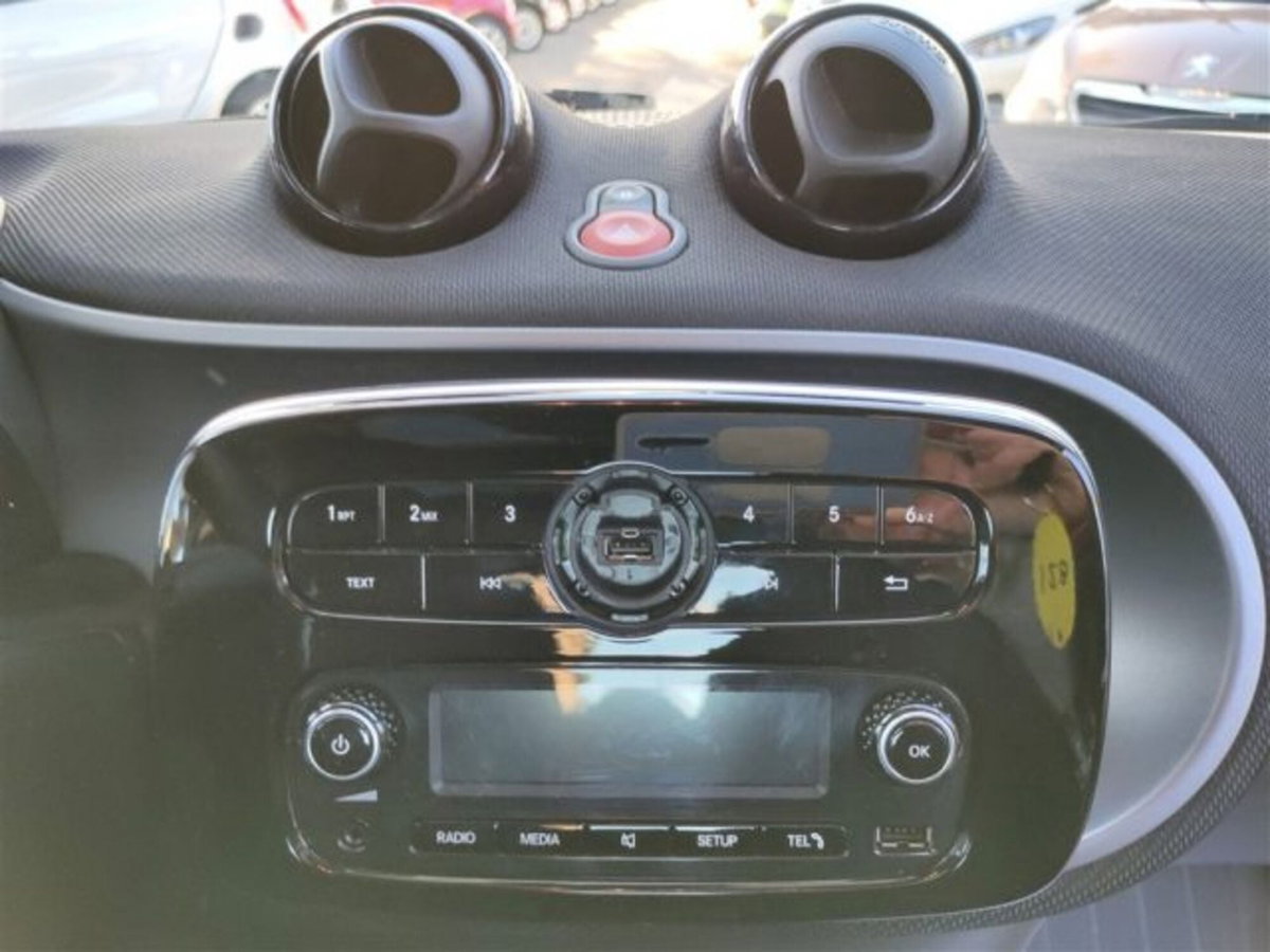smart Fortwo 70 1.0 Superpassion (9)