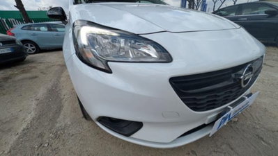 Opel Corsa 1.4 90CV GPL Tech 5 porte n-Joy (15)
