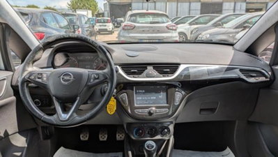 Opel Corsa 1.4 90CV GPL Tech 5 porte n-Joy (7)