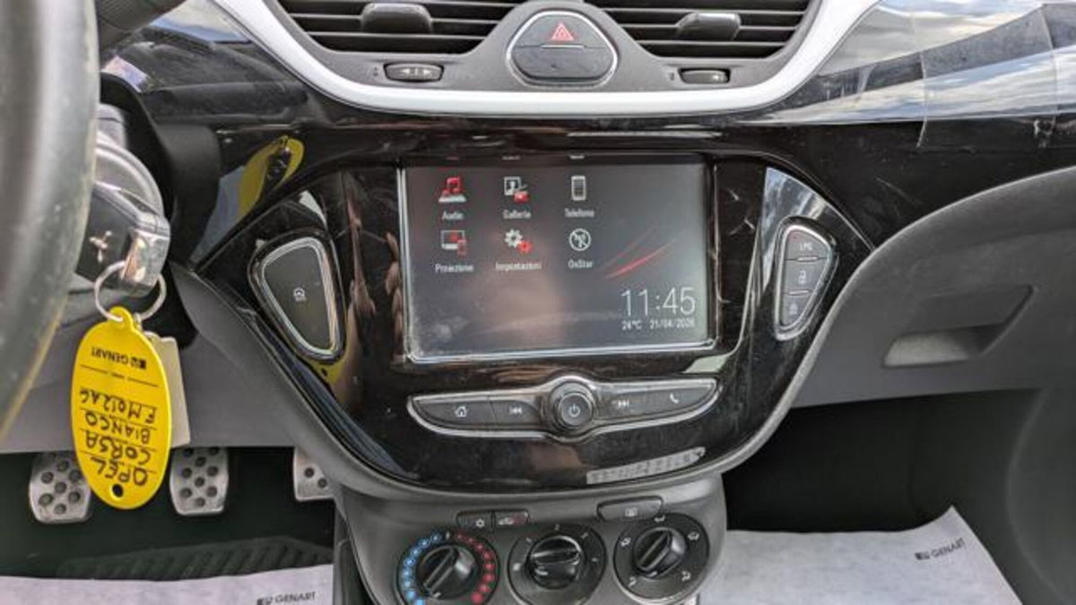 Opel Corsa 1.4 90CV GPL Tech 5 porte n-Joy (11)