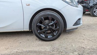 Opel Corsa 1.4 90CV GPL Tech 5 porte n-Joy (14)