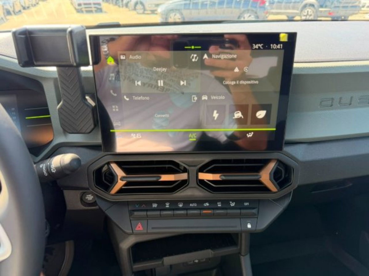 Dacia Duster 1.8 hybrid Extreme 155cv auto (15)