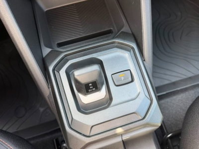 Dacia Duster 1.8 hybrid Extreme 155cv auto (17)