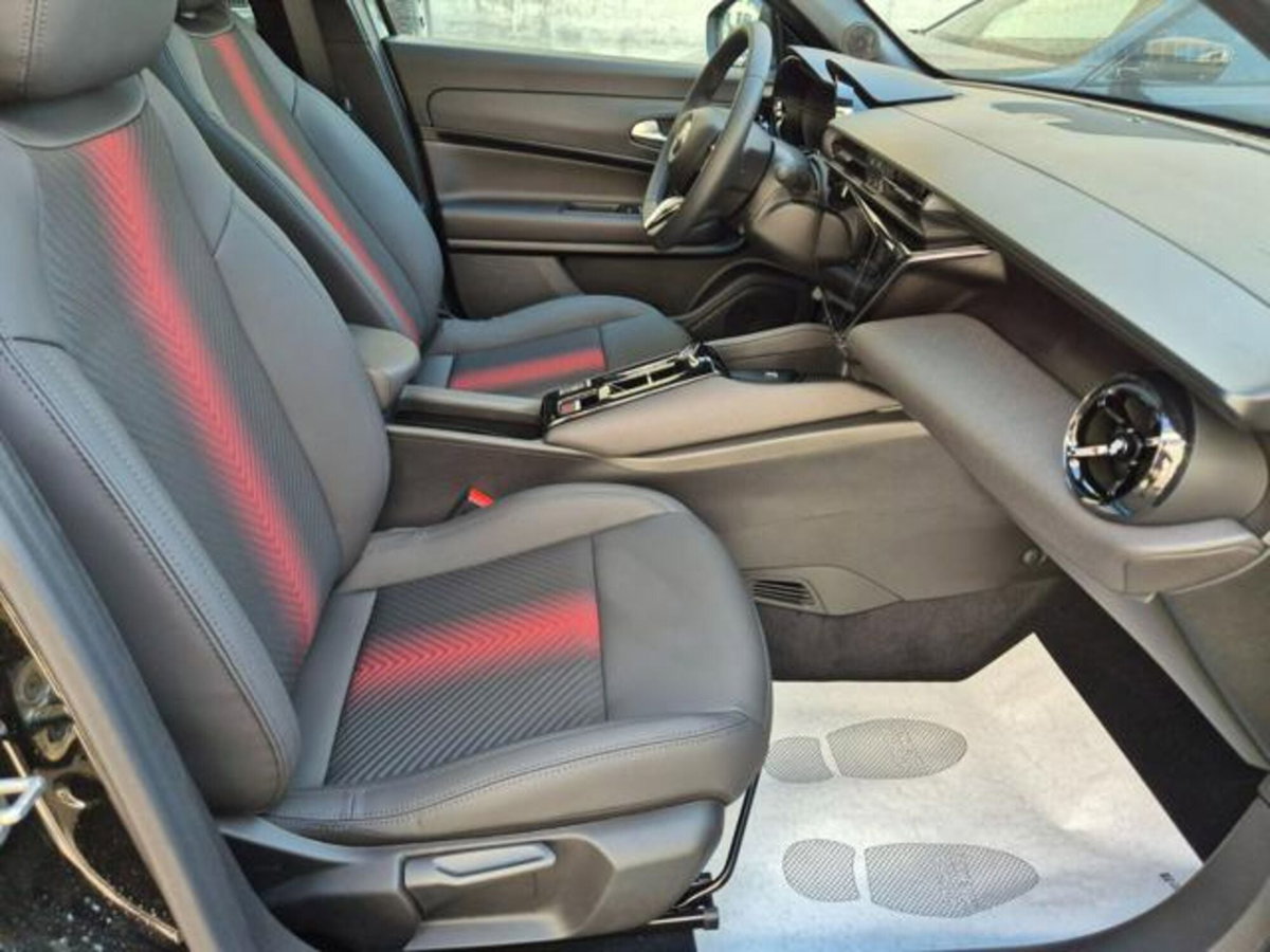 Alfa Romeo Junior 1.2 ibrida Ti 145cv edct6 (12)