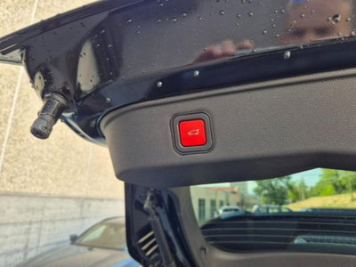 Alfa Romeo Junior 1.2 ibrida Ti 145cv edct6 (14)