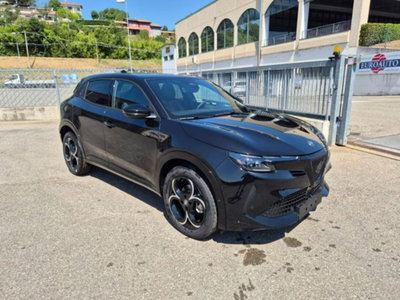 Alfa Romeo Junior 1.2 ibrida Ti 145cv edct6 (5)