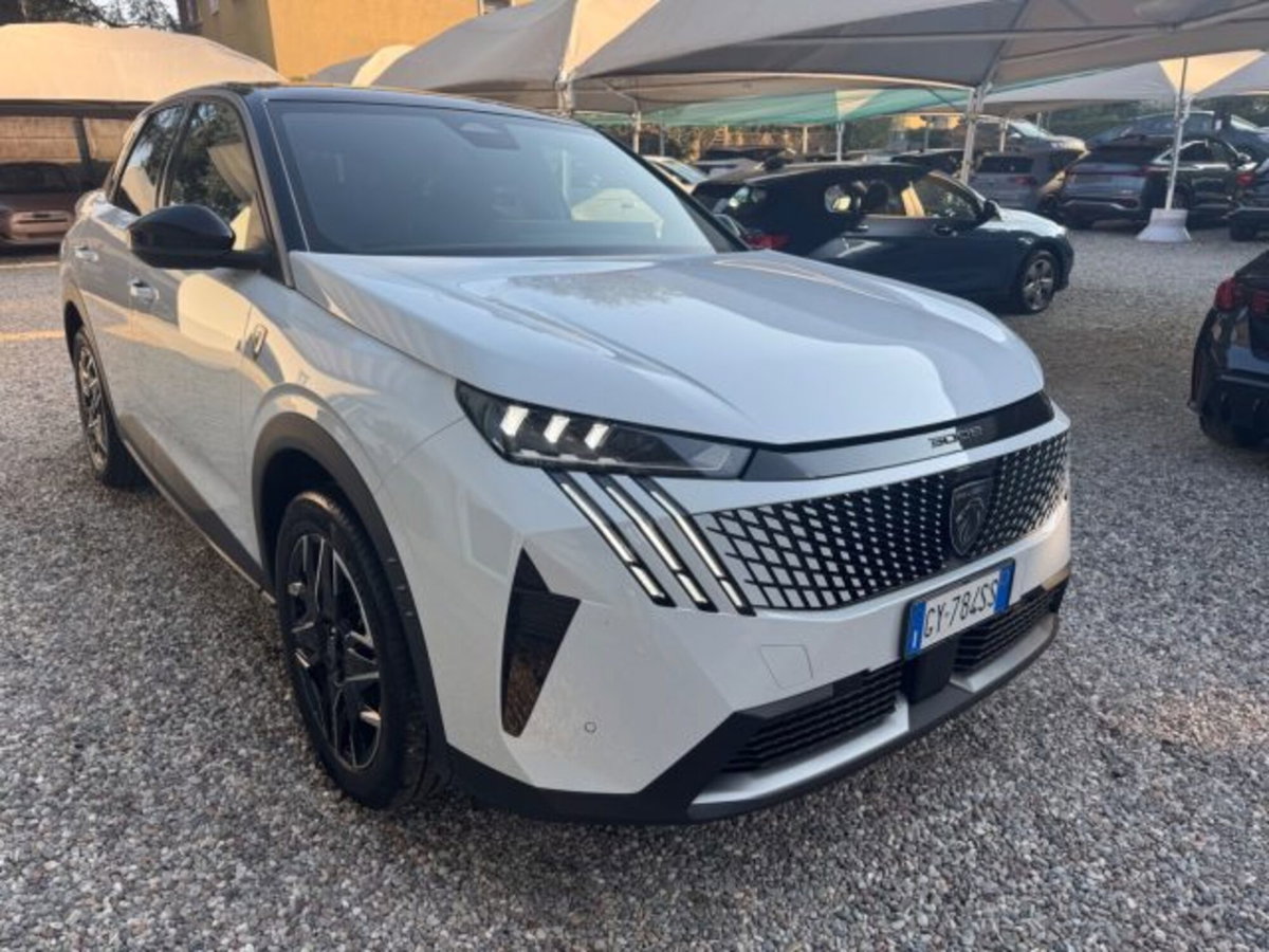 Peugeot 3008 1.2 hybrid GT Exclusive 145cv e-dcs6 (9)