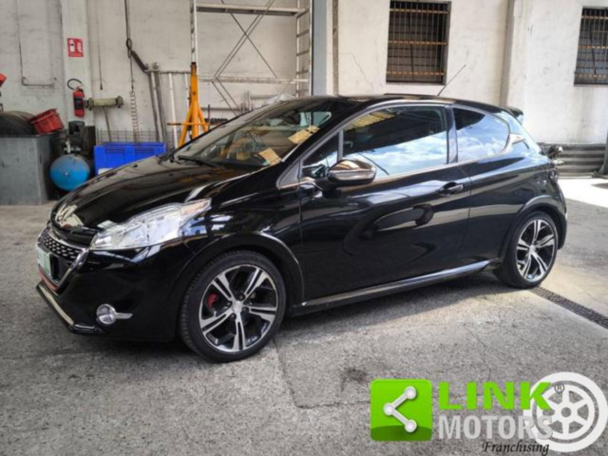 Peugeot 208 THP 200 CV 3 porte GTi (15)