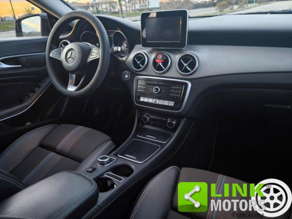 Mercedes-Benz CLA 180 d Sport (9)