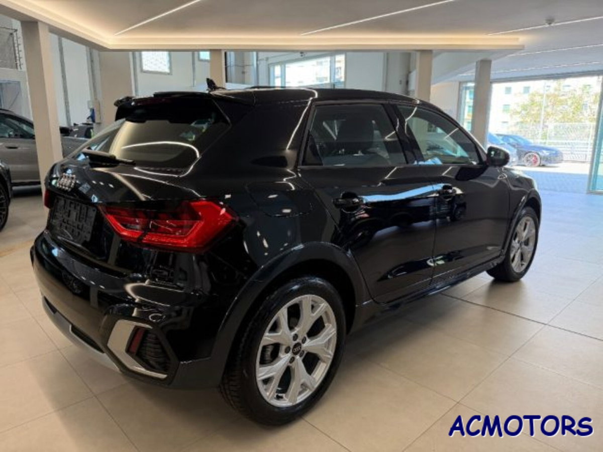 Audi A1 allstreet allstreet 35 TFSI S tronic Identity Contrast (5)
