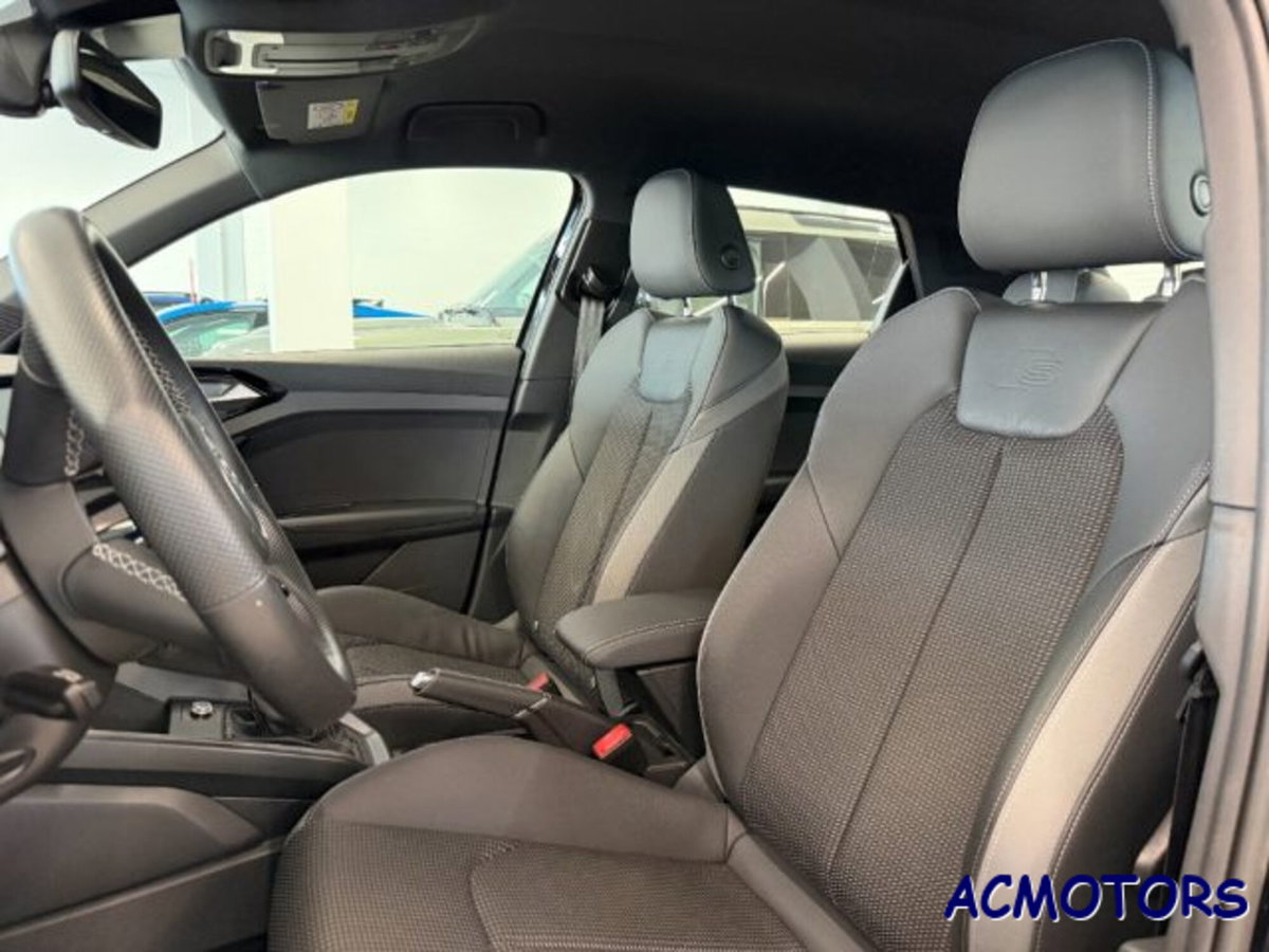 Audi A1 allstreet allstreet 35 TFSI S tronic Identity Contrast (8)