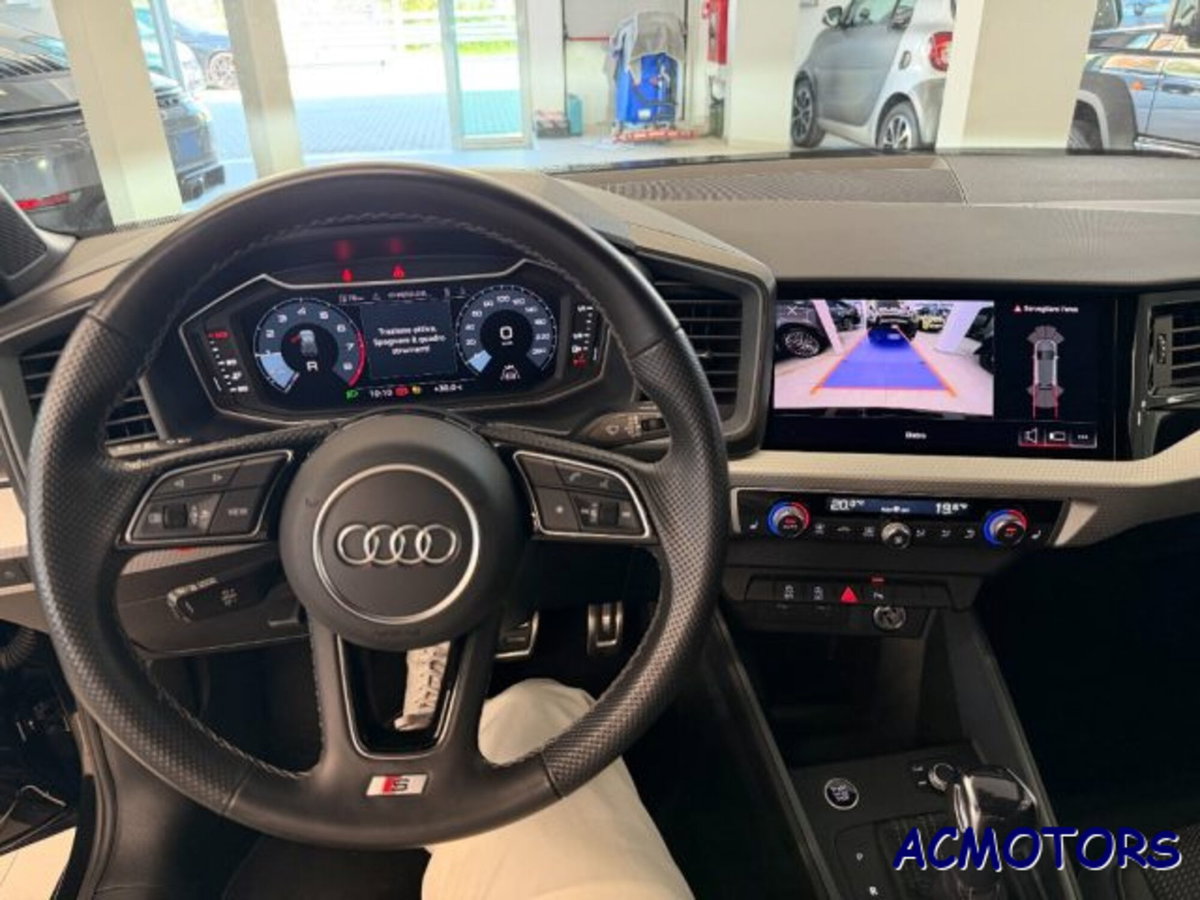Audi A1 allstreet allstreet 35 TFSI S tronic Identity Contrast (9)