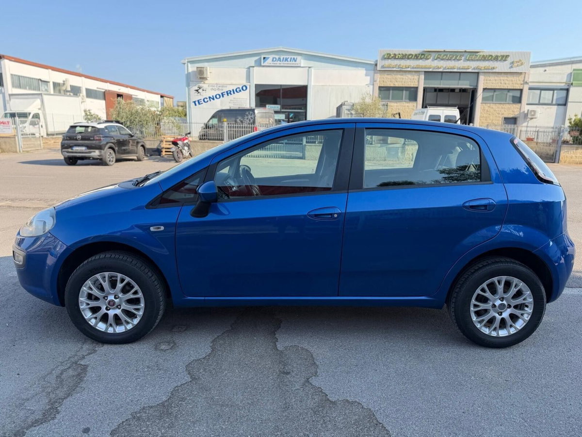 Fiat Punto Evo 1.4 5 porte Emotion Natural Power (4)