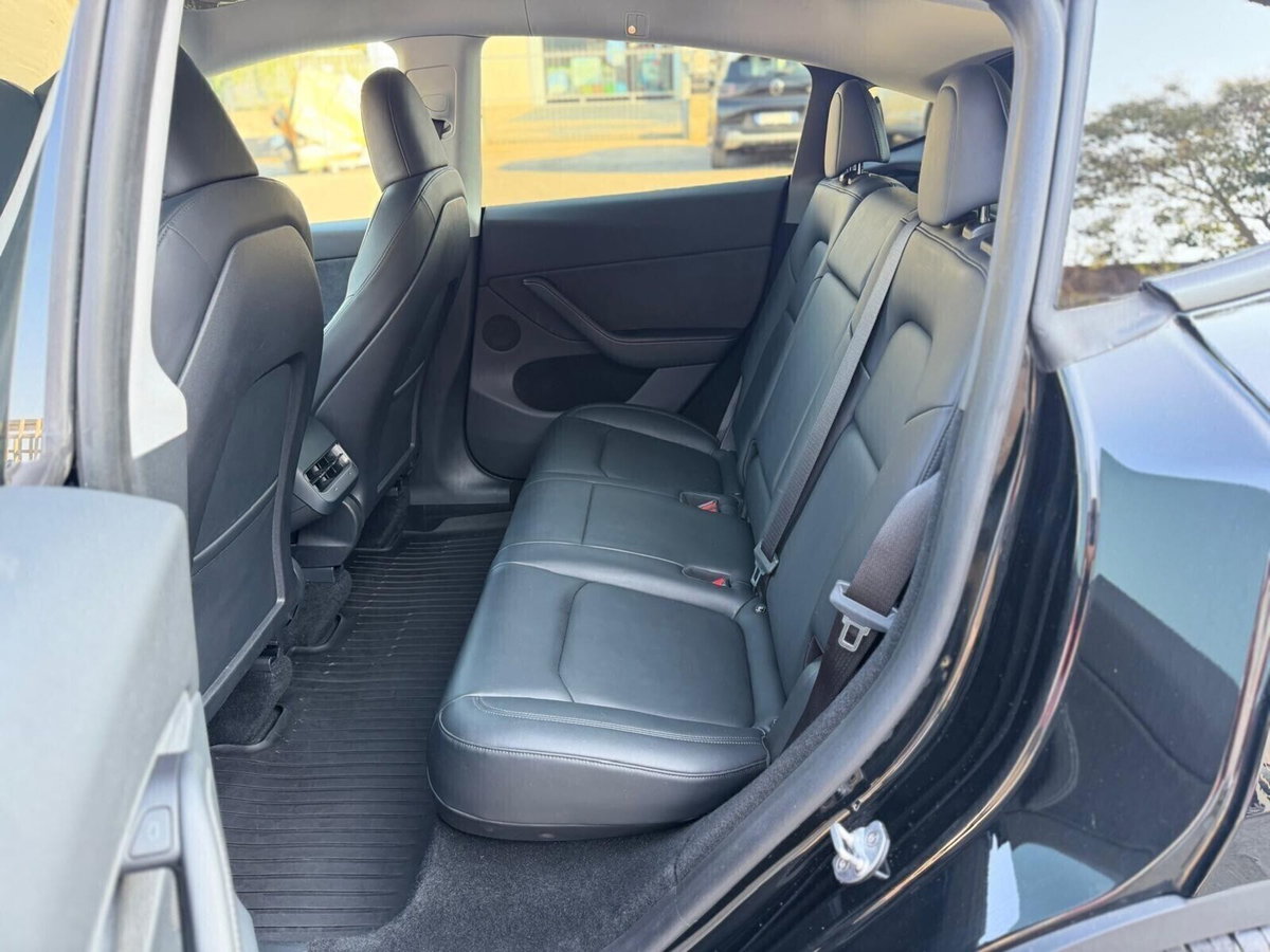 Tesla Model Y Performance Dual Motor awd (13)