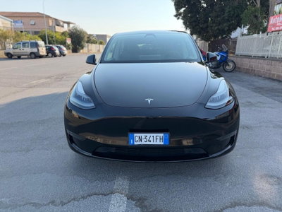 Tesla Model Y Performance Dual Motor awd (2)
