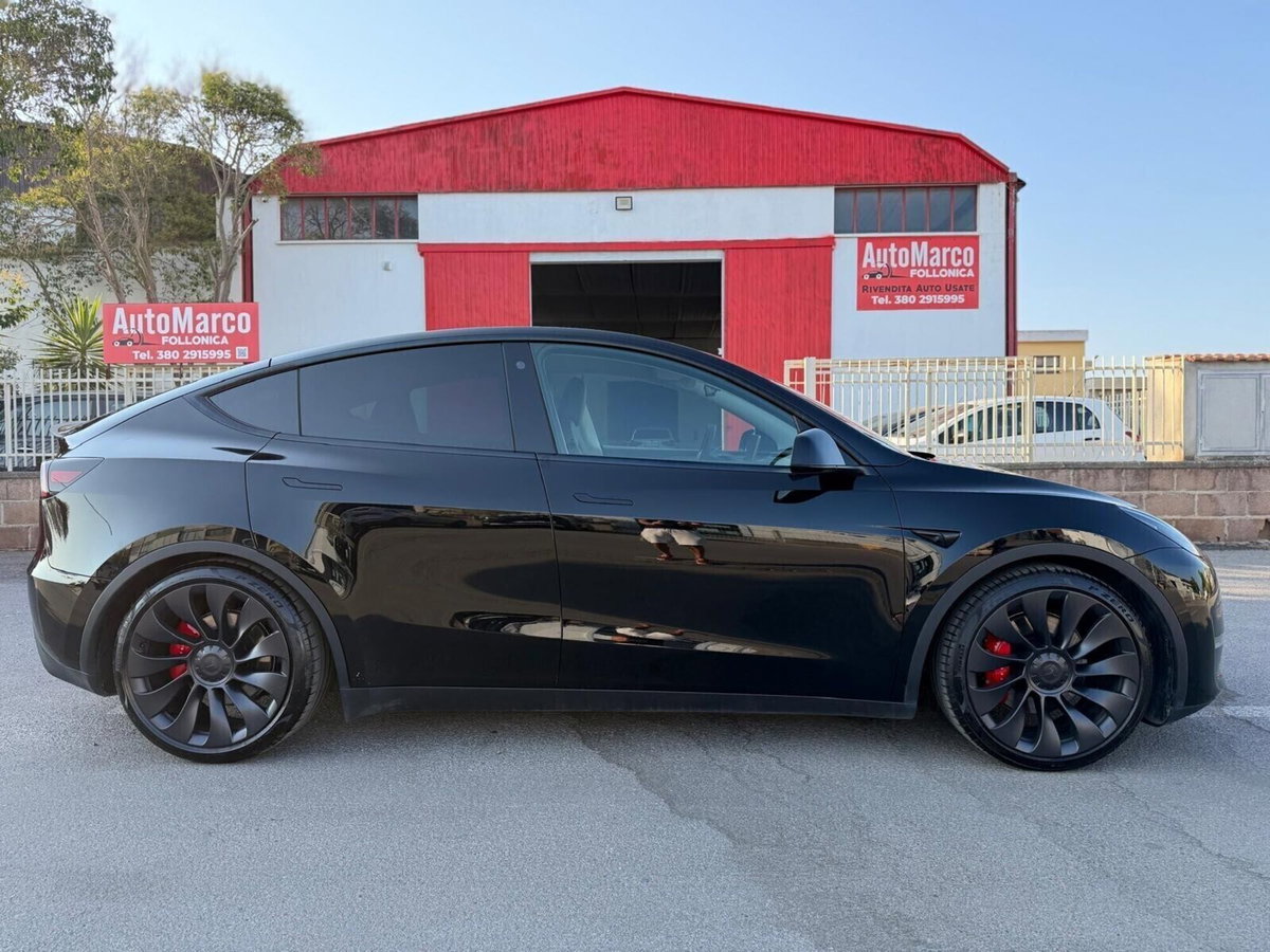 Tesla Model Y Performance Dual Motor awd (8)