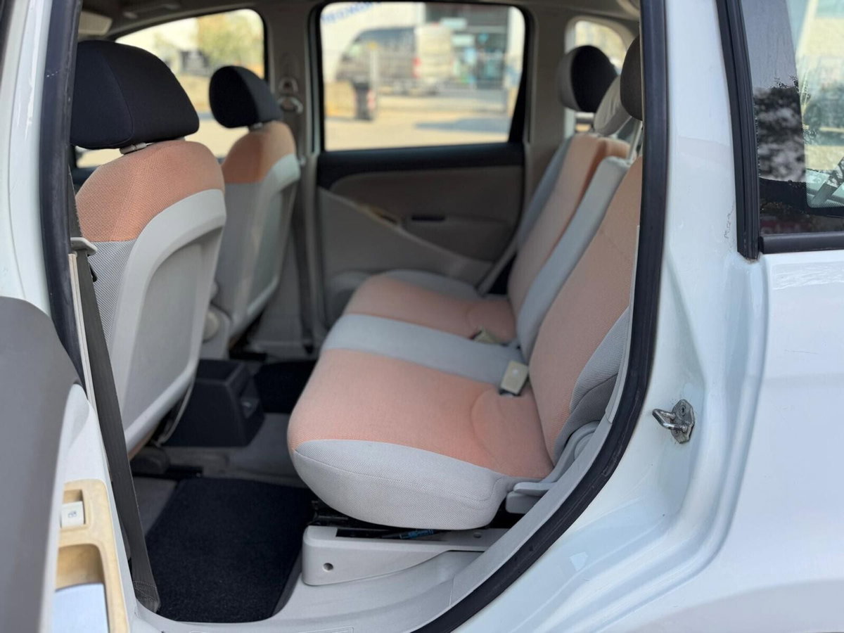 Fiat Idea 1.3 Multijet 16V Emotion (13)