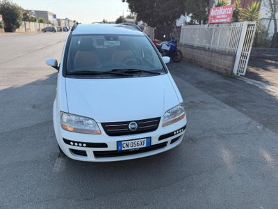 Fiat Idea 1.3 Multijet 16V Emotion (2)