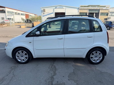 Fiat Idea 1.3 Multijet 16V Emotion (4)