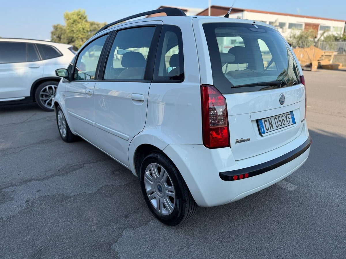 Fiat Idea 1.3 Multijet 16V Emotion (5)
