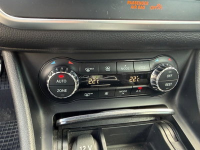 Mercedes-Benz GLA SUV 200 d Automatic 4Matic Premium (14)