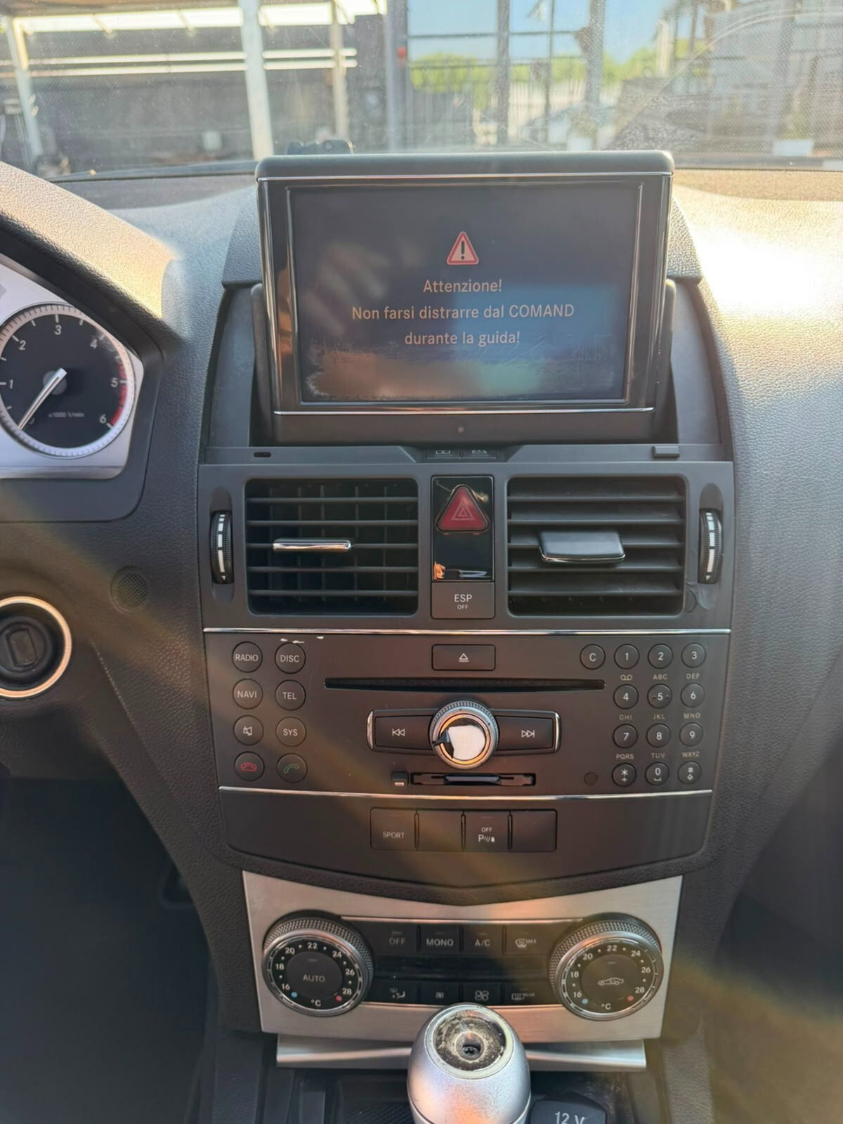 Mercedes-Benz Classe C Station Wagon 220 CDI BlueEFFICIENCY Avantgarde AMG (11)