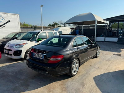Mercedes-Benz Classe C Station Wagon 220 CDI BlueEFFICIENCY Avantgarde AMG (5)