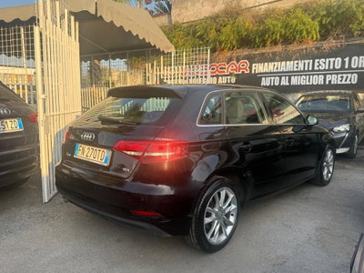 Audi A3 Sportback 1.6 TDI 116 CV S tronic Sport (4)