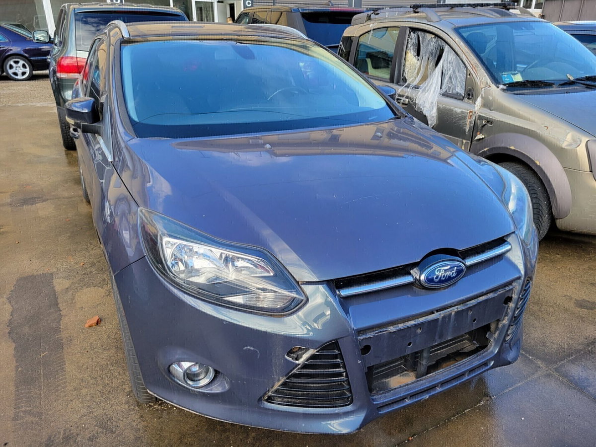 Ford Focus Station Wagon 1.0 EcoBoost 125 CV automatico SW Active (2)