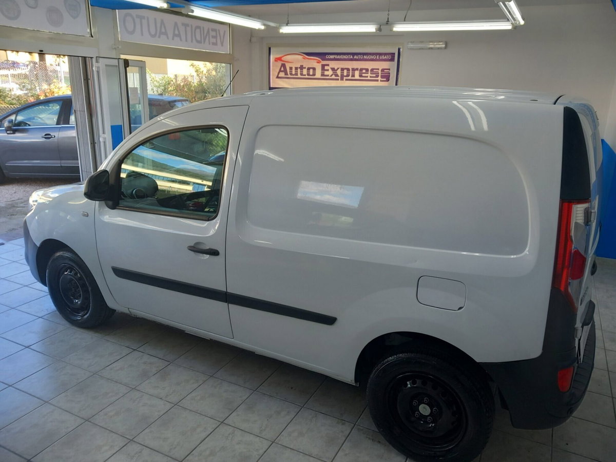 Renault Kangoo Blue dCi 95CV Express Maxi Combi Ice Plus (11)