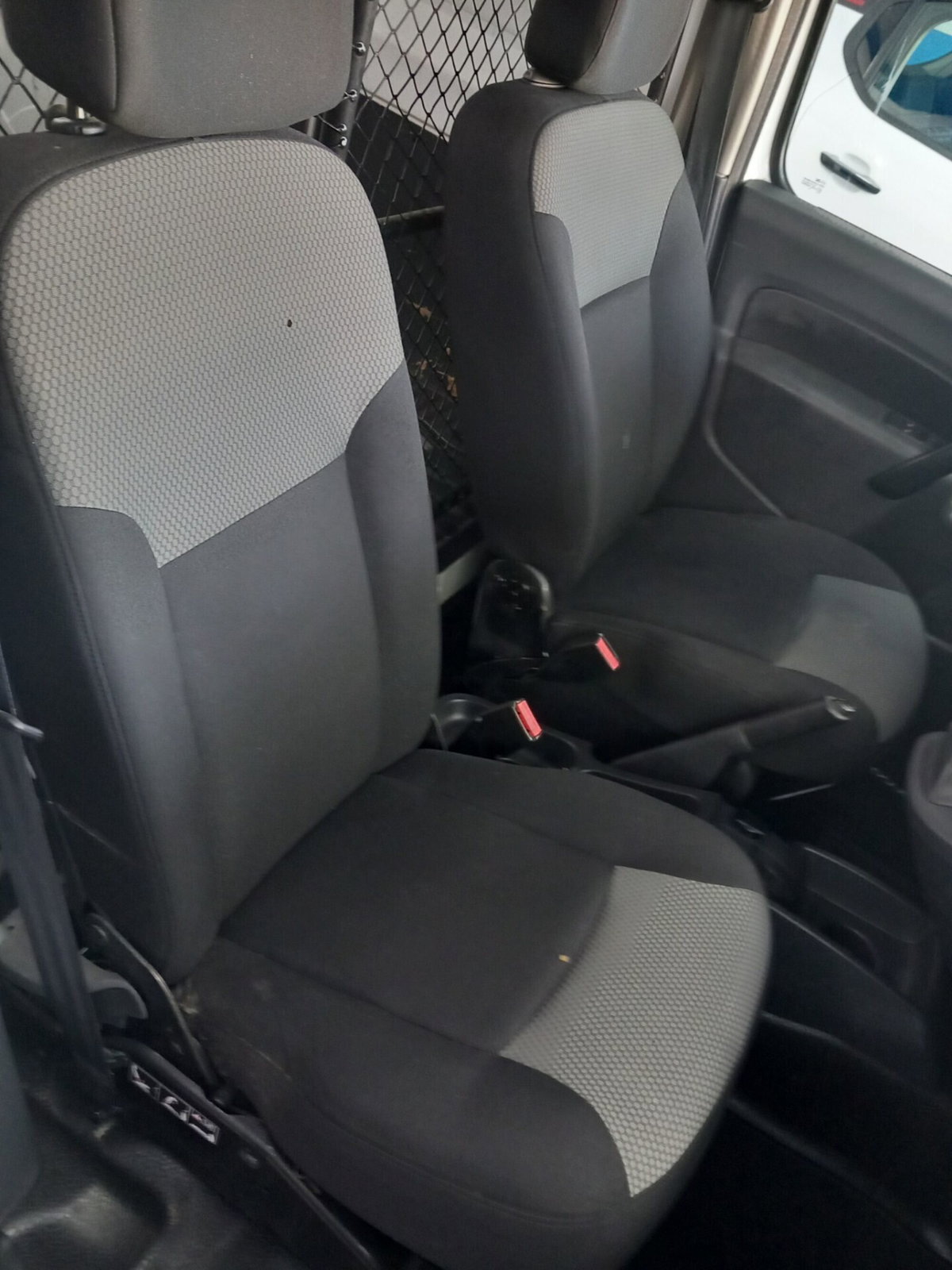 Renault Kangoo Blue dCi 95CV Express Maxi Combi Ice Plus (18)