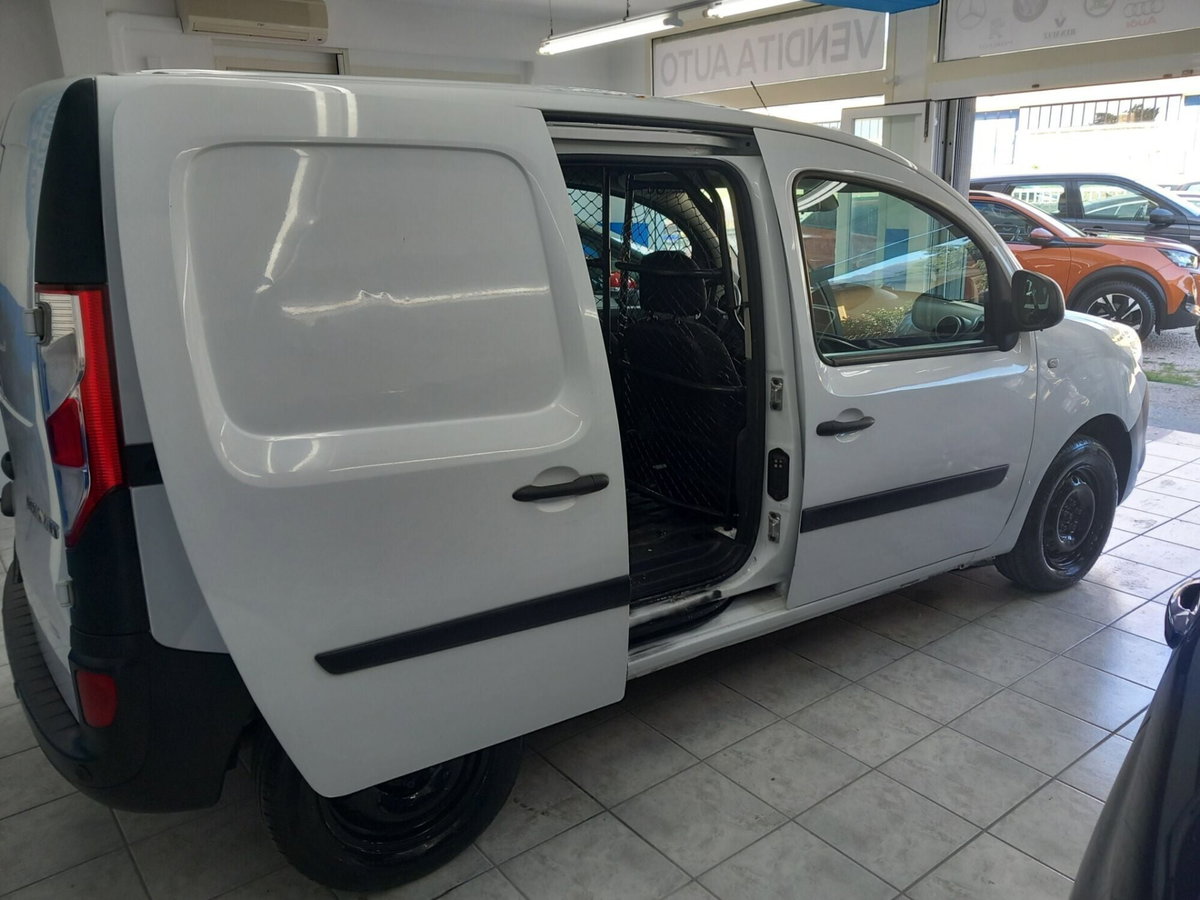 Renault Kangoo Blue dCi 95CV Express Maxi Combi Ice Plus (6)