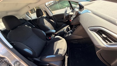 Peugeot 208 82 3 porte Active (18)