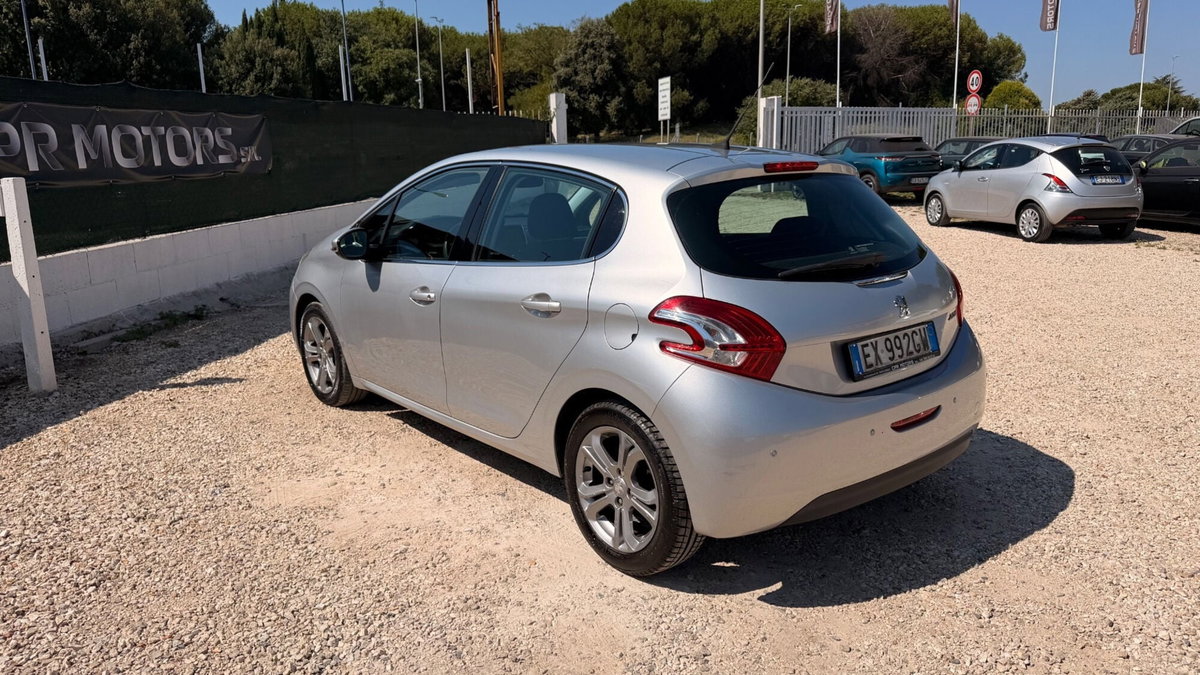 Peugeot 208 82 3 porte Active (6)