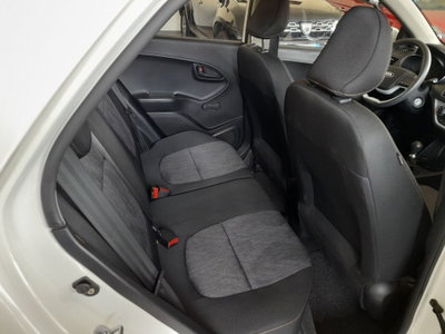 Kia Picanto 1.0 12V 5 porte City (8)