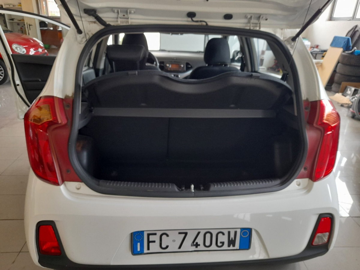Kia Picanto 1.0 12V 5 porte City (9)