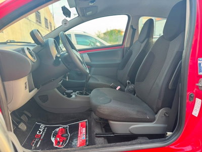 Toyota Aygo 1.0 12V VVT-i 3 porte Sol (11)