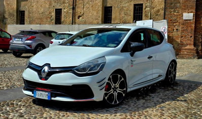 Renault Clio TCe 200CV EDC Start&Stop 5 porte Energy R.S. (16)
