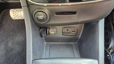 Renault Clio TCe 200CV EDC Start&Stop 5 porte Energy R.S. (19)