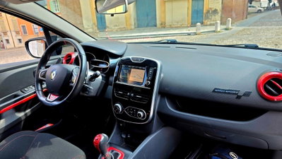 Renault Clio TCe 200CV EDC Start&Stop 5 porte Energy R.S. (4)