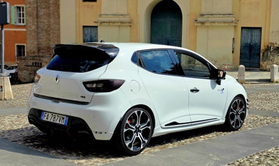 Renault Clio TCe 200CV EDC Start&Stop 5 porte Energy R.S. (9)