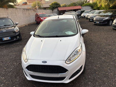 Ford Fiesta 1.5 TDCi 75CV 3 porte Titanium (2)