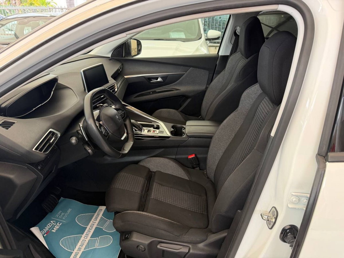 Peugeot 3008 BlueHDi 130 S&S EAT8 Allure Pack (9)