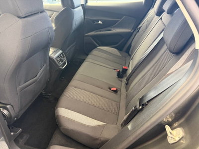 Peugeot 3008 BlueHDi 130 S&S Business (8)