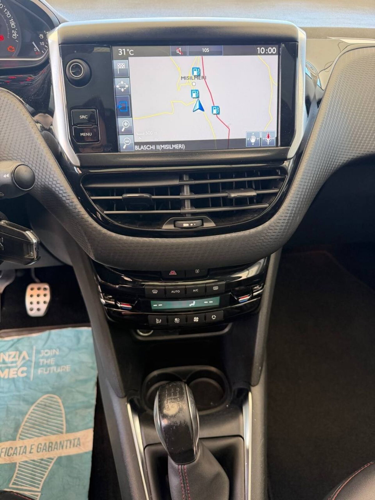 Peugeot 208 100 5p. GT Line ICE White (11)