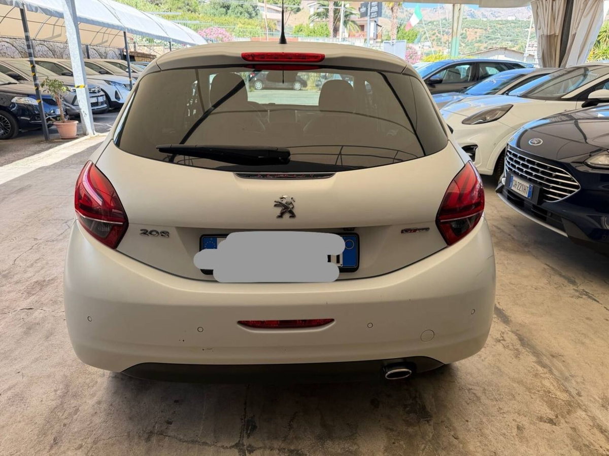 Peugeot 208 100 5p. GT Line ICE White (6)