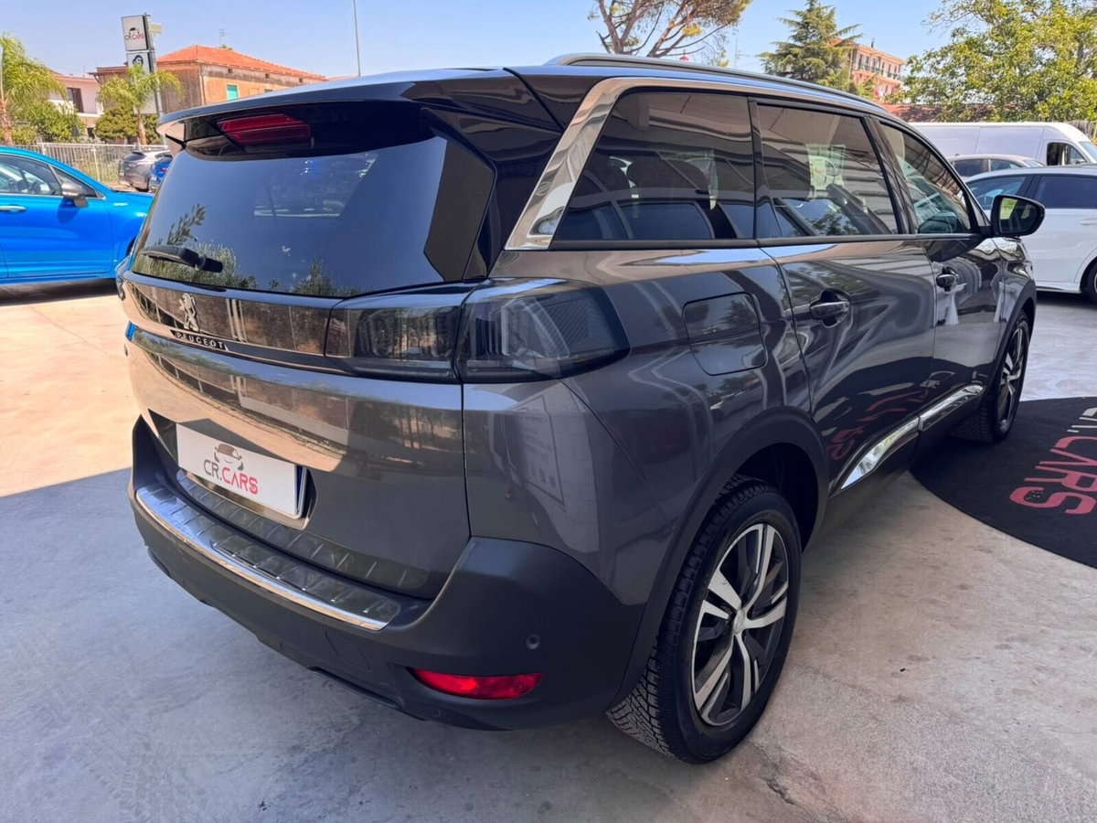Peugeot 5008 BlueHDi 130 S&S EAT8 Allure (4)